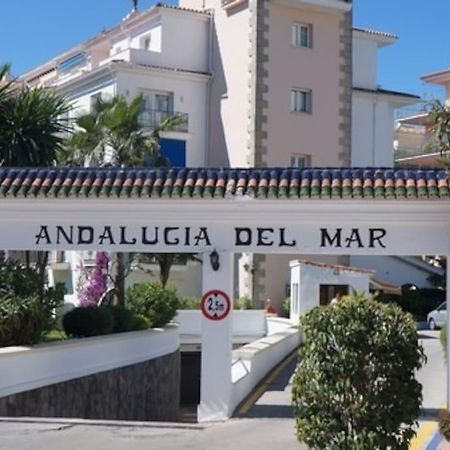 The Terrace Of Puerto Banus Beach 마르베야 외부 사진
