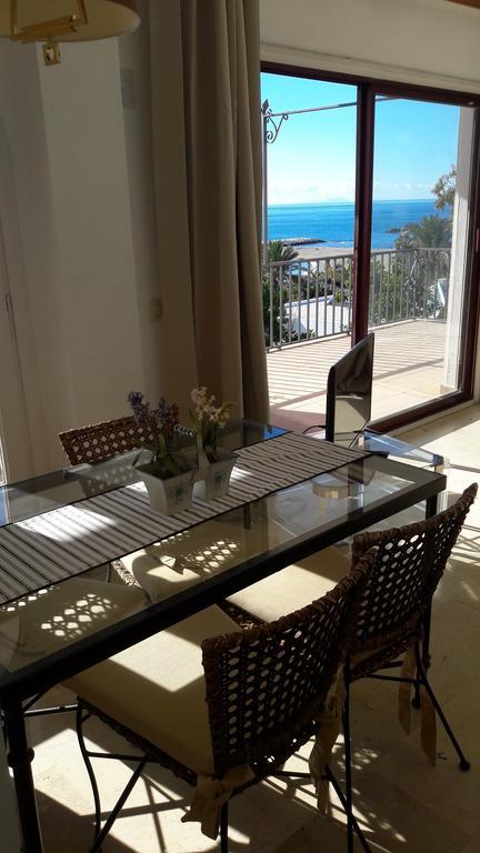 The Terrace Of Puerto Banus Beach 마르베야 외부 사진