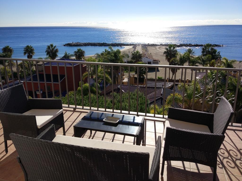The Terrace Of Puerto Banus Beach 마르베야 외부 사진